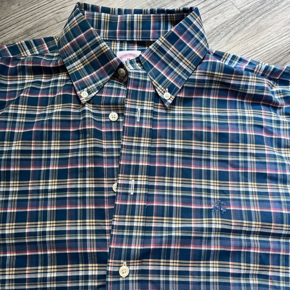 LOT OF 3 Brooks Brothers Madison + Regent Casual Button Down Shirt Medium M - Picture 3 of 7